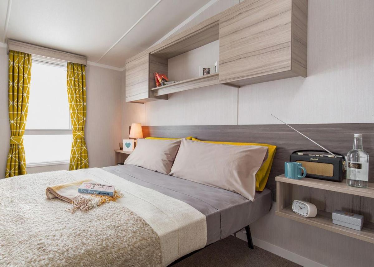 Отель Queensberry Bay Leisure Park Powfoot Экстерьер фото