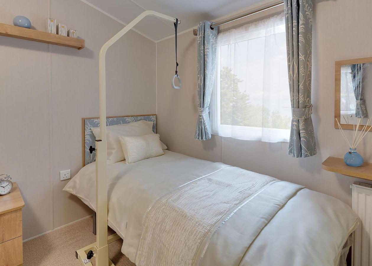 Отель Queensberry Bay Leisure Park Powfoot Экстерьер фото