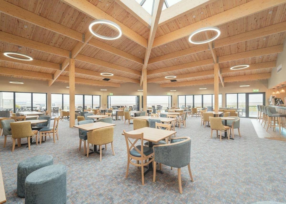 Отель Queensberry Bay Leisure Park Powfoot Экстерьер фото